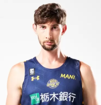 https://img.xiangshunxiangjiao.com/img/basketball/player/c760f48e43c75a3ed16adca9edd077ed.png